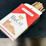 چوب سیلورواین گربه داخل بسته سیگار گربه HihCAT